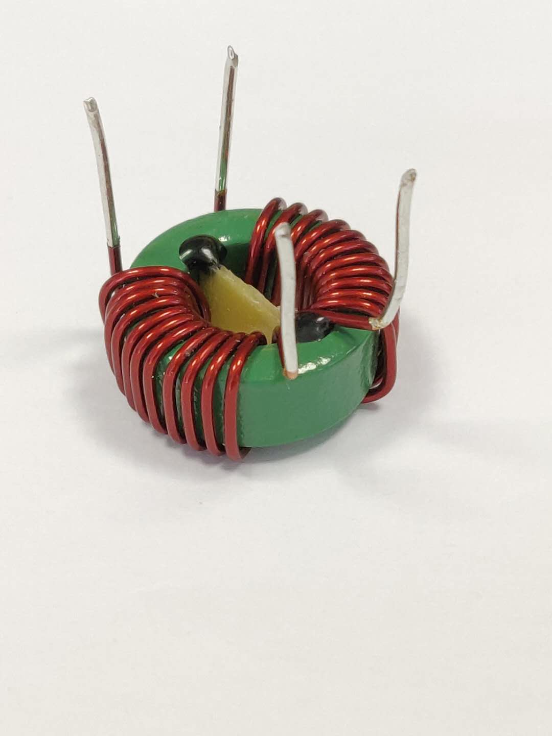 磁環(huán)電感成型機(jī)定制磁環(huán)電感腳距排距 2 蘇州谷景電子有限公司 2